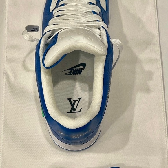 Louis Vuitton X Nike Air Force 1 - Picture 16 of 16